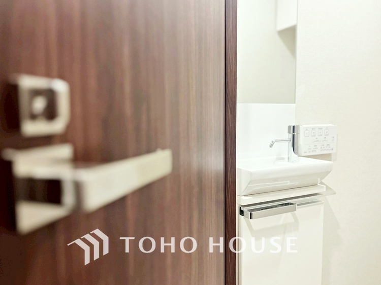 トイレ 【TOILET】◆快適◆な生活に不可欠。節水型の高性能トイレを新設。