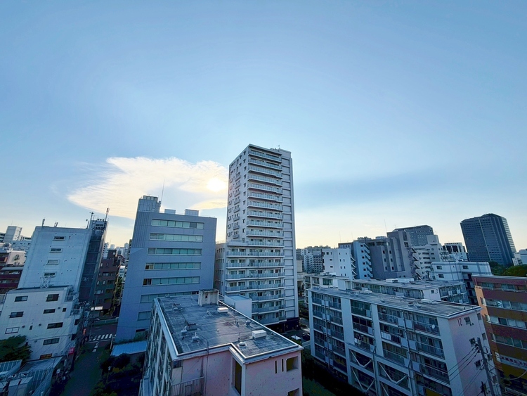 その他 眺望や窓からの景色が良いと、家で過ごす時間も快適です。