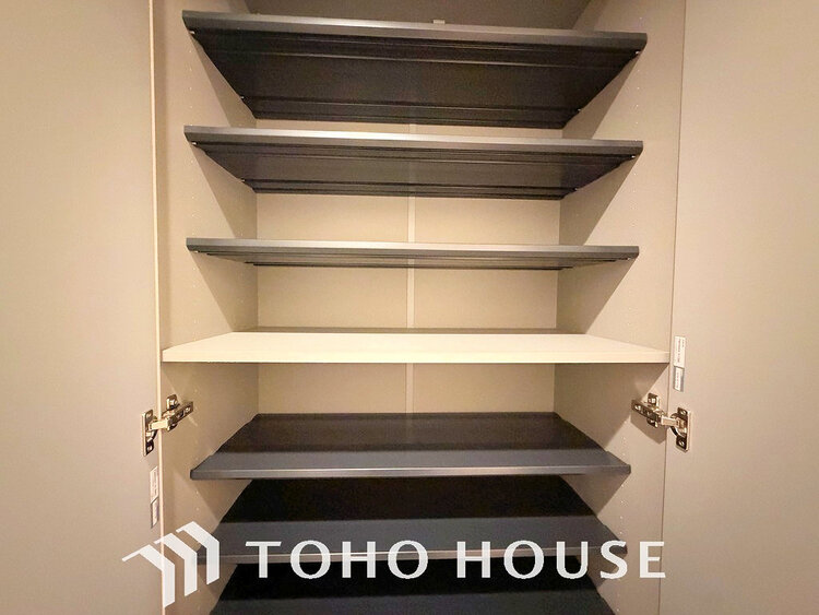 収納 玄関　収納