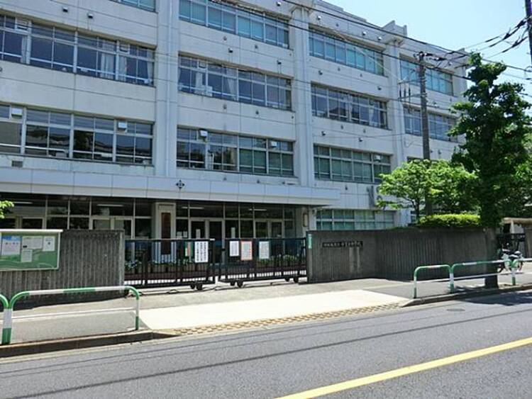 周辺 世田谷区立船橋希望中学校　750m