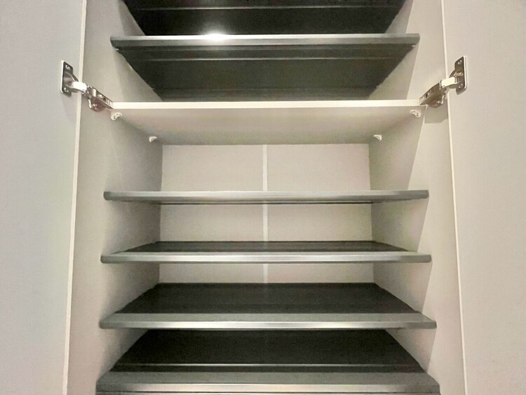 その他 家電やスーツケース、ストック品など何でも片付く嬉しい空間です。