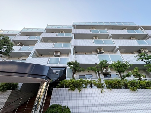 小滝台マンションの物件画像