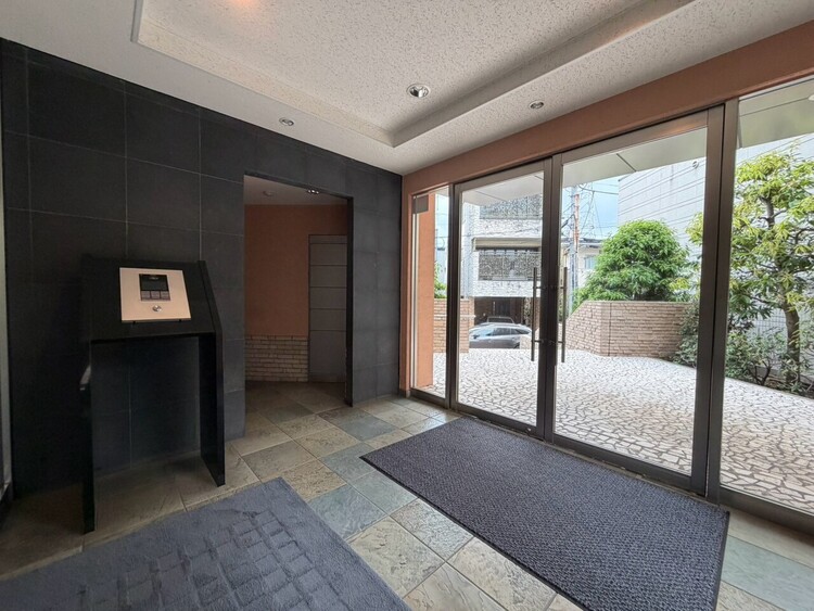 その他 館内は静寂な中が保たれており、管理が行き届いている印象を受けました。