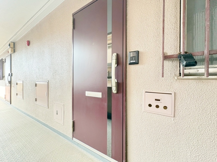 玄関 玄関を開ければ、そこは安らぎのご自宅。