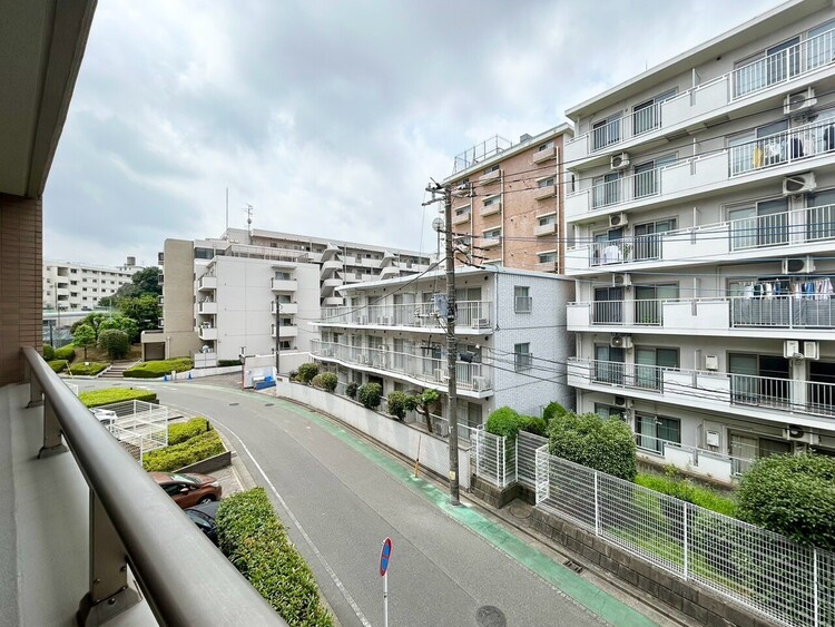 その他 眺望や窓からの景色が良いと、家で過ごす時間も快適です。