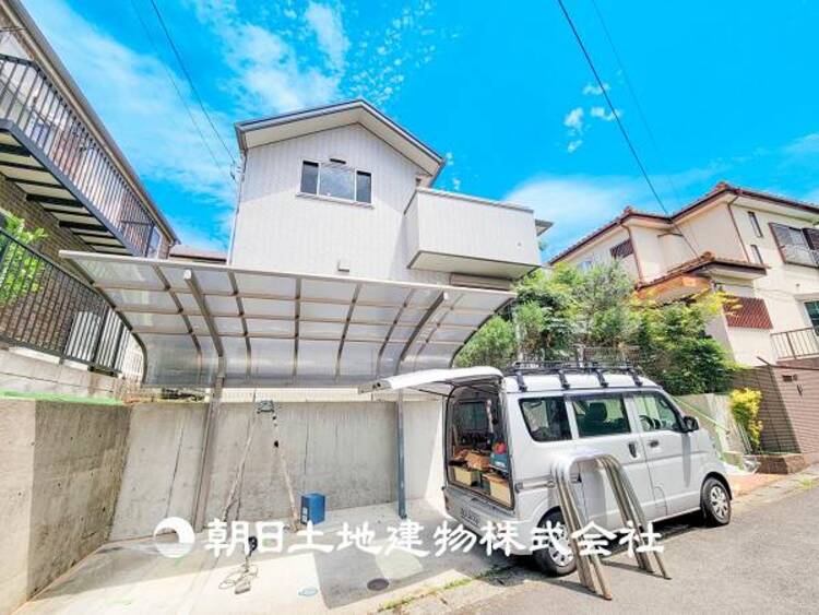 外観 【外観写真】 その家から感じられる、気品・上質・重厚感・極細やかさ、そのすべては見た者に安らぎを与える特別な空間です。ここに住むからこそ意味がある。すべての（始まり）をここから迎えましょう。 