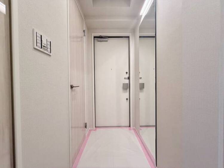その他 高いデザイン性を持つ玄関は、安らぎに満ちた生活空間を予感させてくれます。
