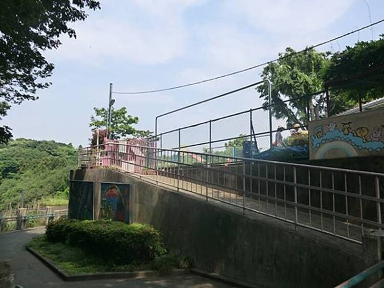 周辺 向台保育園	　110m	