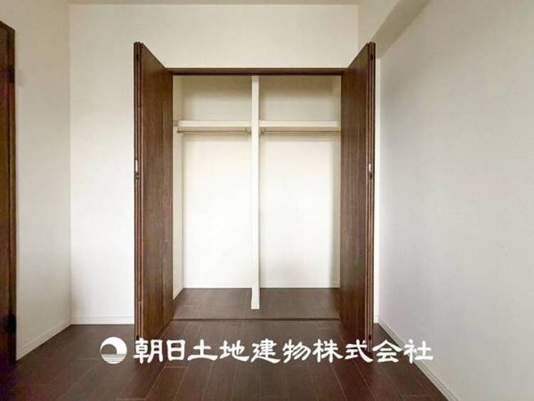 収納 【収納】子供部屋にも寝室にも、便利な全居室収納スペース付ですので、各部屋の荷物がすっきりまとまります。