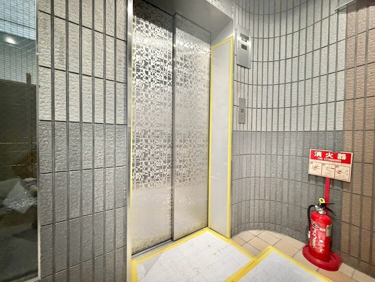その他 エレベーター完備のため荷物が多くなっても安心。