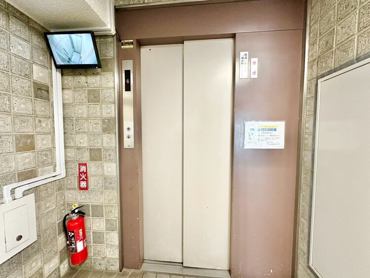その他 エレベーター完備のため荷物が多くなっても安心。