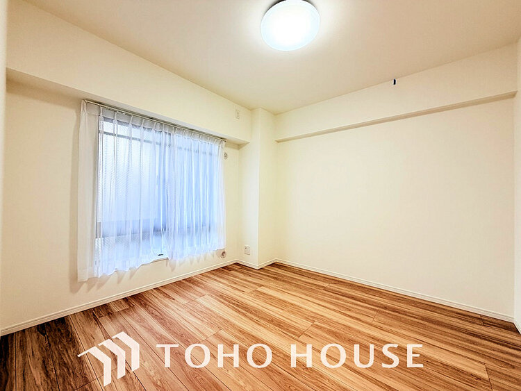 内装 シンプルですっきりとした室内は飽きのこない居心地の良い雰囲気