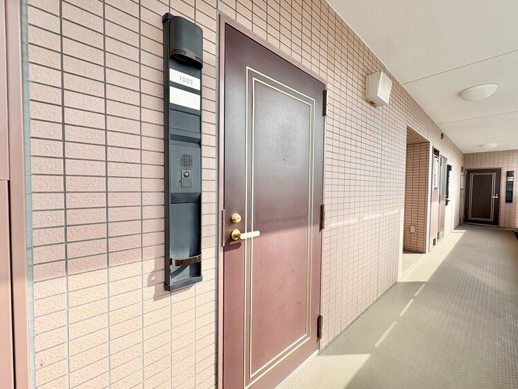 その他 清潔感のある落ち着いた雰囲気の玄関です。