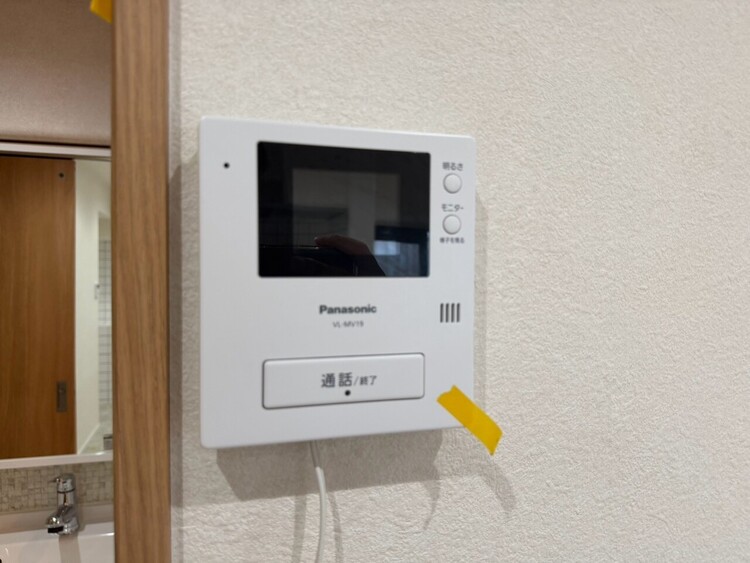 その他 誰が来てもわかる様にモニター付きインターホンを設置。