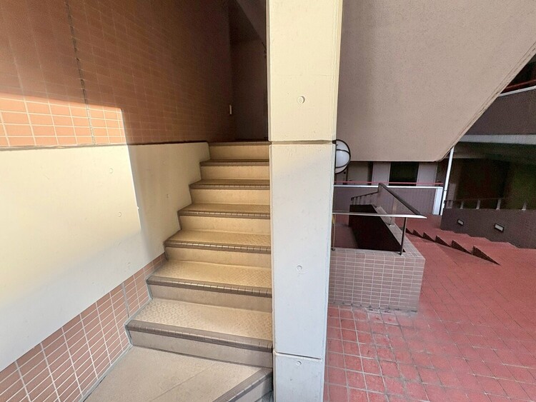 その他 エレベーター完備のため荷物が多くなっても安心。