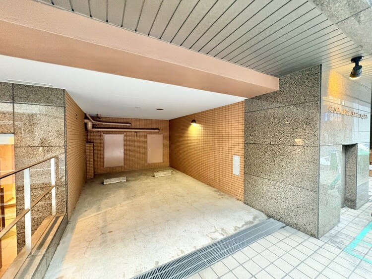 その他 駐車スペースが嬉しいですね。※空き状況は都度ご確認下さい。