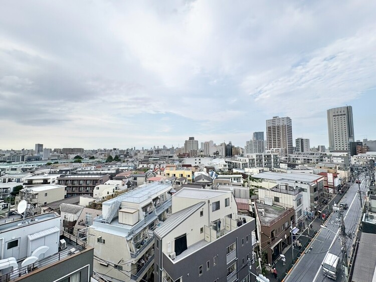 その他 眺望や窓からの景色が良いと、家で過ごす時間も快適です。