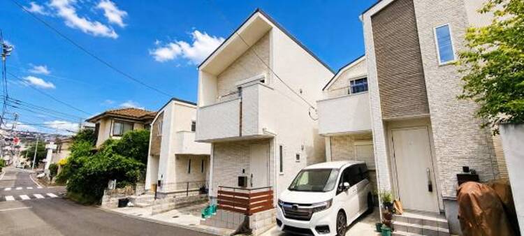 外観 ※掲載写真は室内をイメージしやすくするため、一部不要物の除去および明るさ・色味の補正を行っています。現況を優先とします。