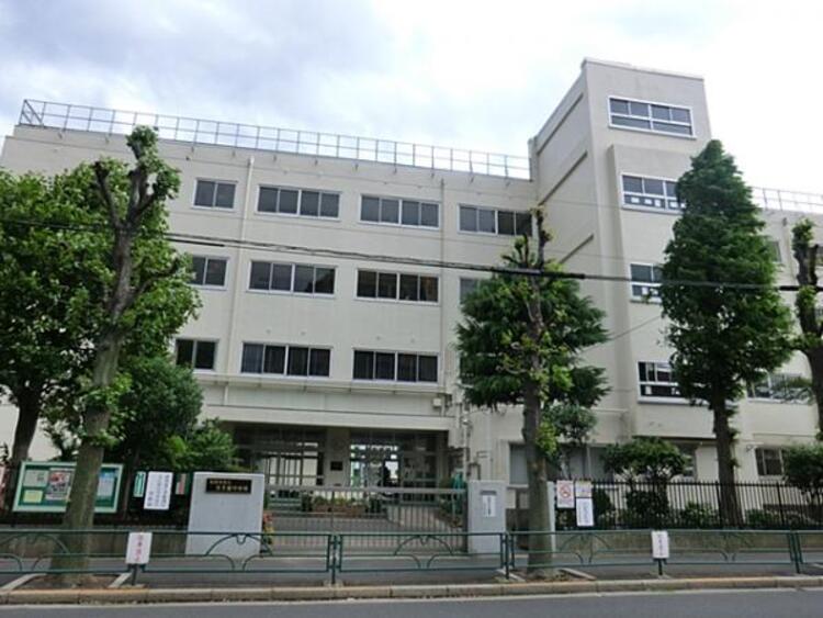 周辺 世田谷区立太子堂中学校　150ｍ