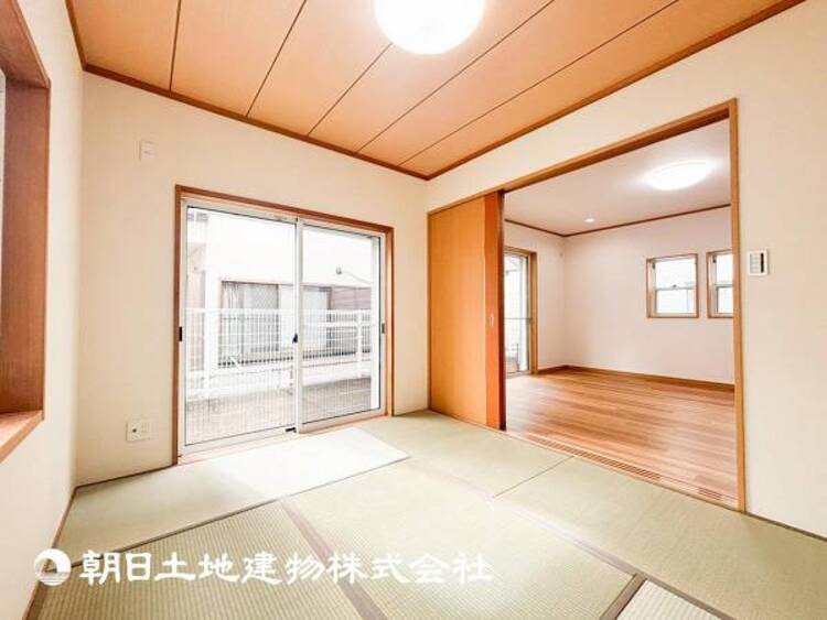 居間 
