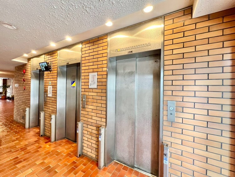 その他 エレベーター完備のため荷物が多くなっても安心。