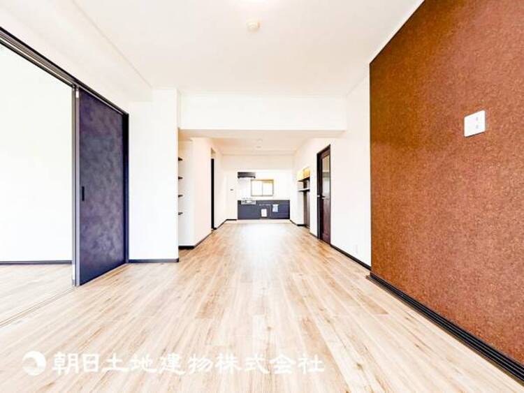 居間 【リビング】リビングで家族との時間、自分の時間を大切にできる空間を作りました。