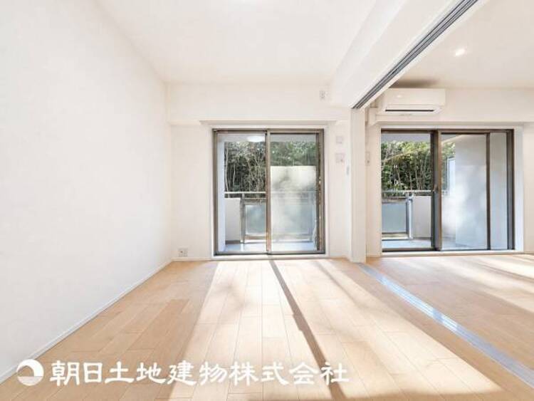 内装 【居室】自分時間を充実させながら心豊かなひとときを過ごすための大切な空間。