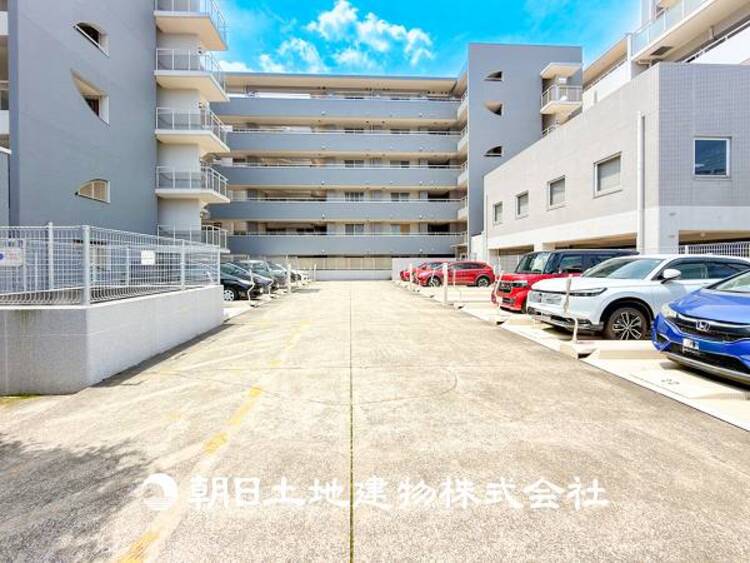 その他 【外観写真】時間のゆとりと空間、爽やかな陽光がもたらす光と風を贅沢なまでに感じる暮らしがここに始まります。