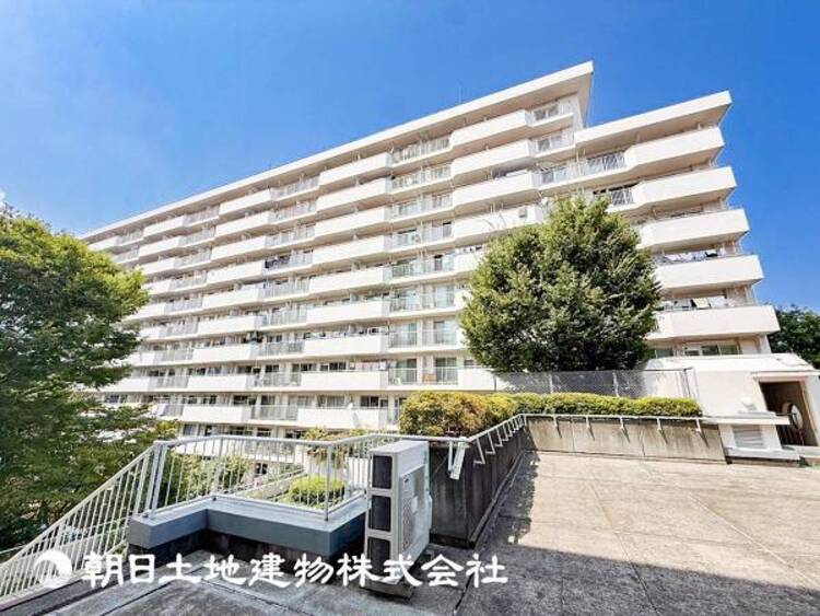 外観 大切な人とともに、心穏やかに過ごすひとときになるリビング。