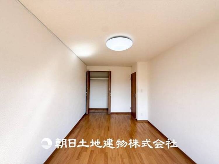 内装 【居室】大切な家族一人ひとりの大切な個別空間をつくりあげました。