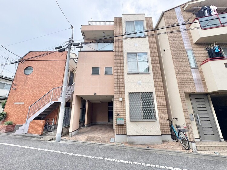外観 ライフプランニングからローンまで、一貫してご説明させていただきます。お気軽にお問い合わせくださいませ。
