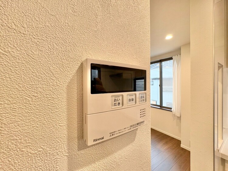 設備 見やすい画面で操作しやすい給湯パネルです。