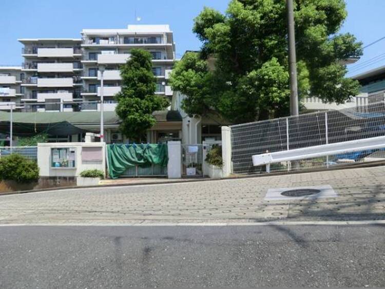 周辺 横浜市上大岡東保育園　1000ｍ