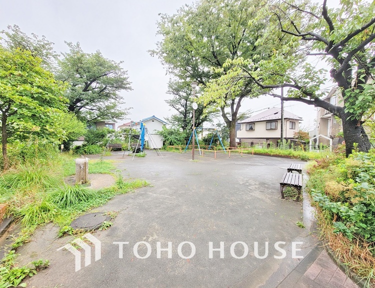 周辺 秋葉第二公園　850ｍ