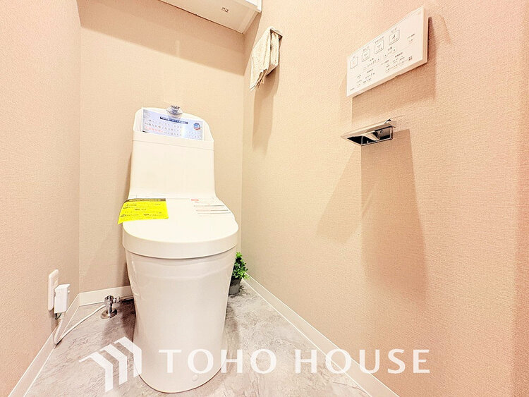トイレ トイレには快適な温水洗浄便座付