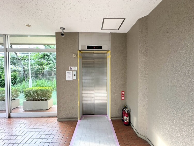 その他 エレベーター完備のため荷物が多くなっても安心。