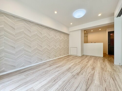 日商岩井中山マンションの物件画像