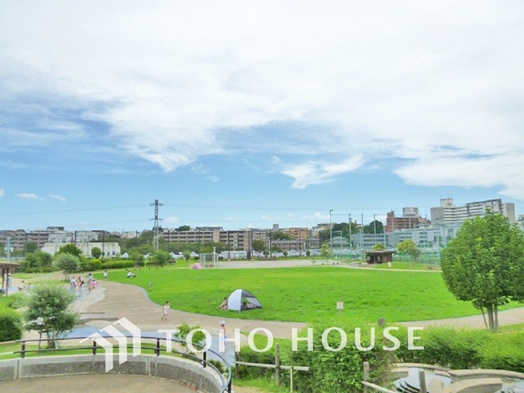 周辺 カッパーク鷺沼　距離800ｍ