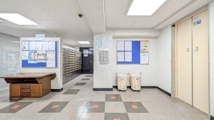 その他 館内は静寂な中が保たれており、管理が行き届いている印象を受けました。