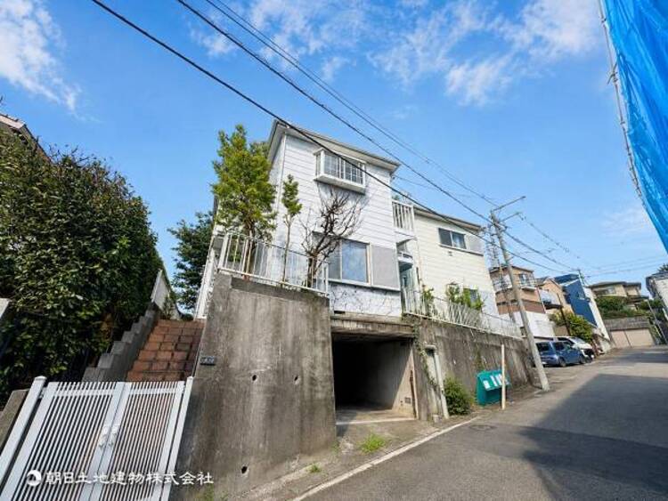 外観 【外観写真】表現された空間はたくさんの光を浴び、風を感じ、暮らしの時間を豊かにしてくれます。