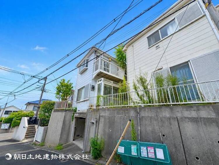 外観 リビングで家族との時間、自分の時間を大切にできる空間を作りました。