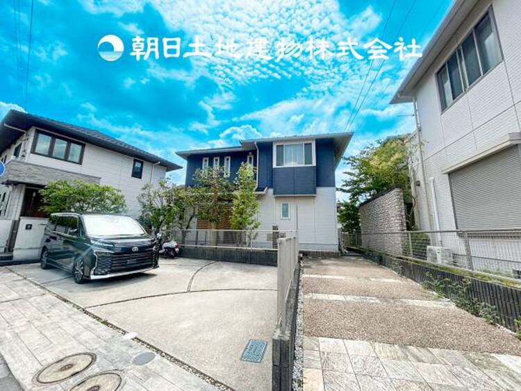 外観 【外観・立地】時間のゆとりと空間、暖かな陽光がもたらす光と風を独占してください。ここから新しい暮らしが始まります。