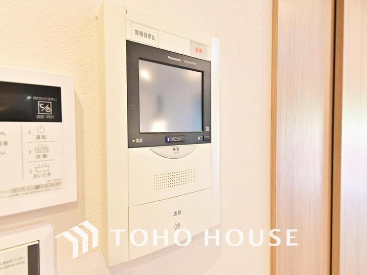 その他 「モニターホン」誰が来てもわかる様にモニター付きインターホンを設置。快適と安らぎを合わせた優しい設計。