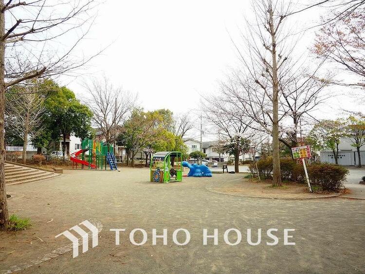 周辺 加賀原ぎんなん公園まで約900m