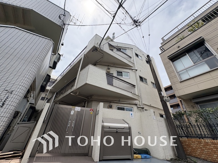 外観 〜南東角部屋につき陽当たり・通風良好〜リノベーション済み1LDK〜