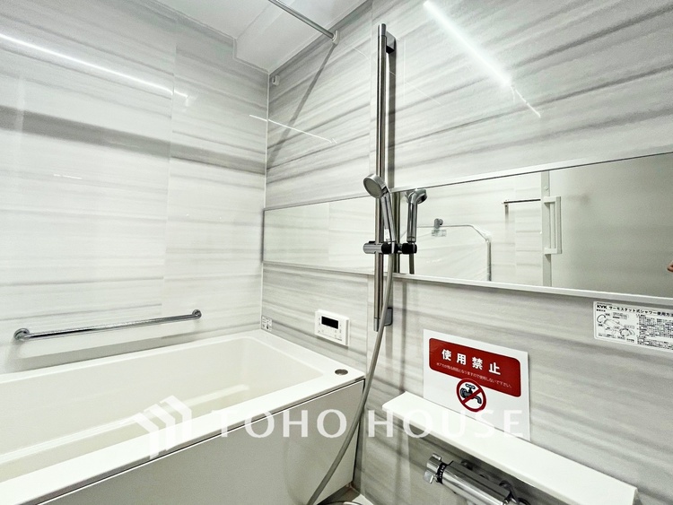 風呂 【BATHROOM】◆プライベートな空間◆simpleだからrelaxできるんです。こころもからだもキレイさっぱり。