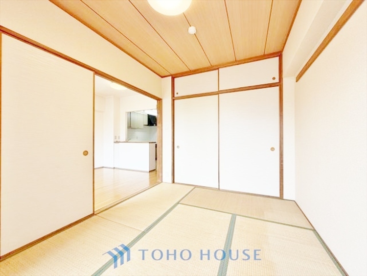 内装 【PRIVATE ROOM】◆属毛離裏◆子は父を手本とし、母に愛育されて成長する。家族の深い繋がり。いつまでも大切にしたい。