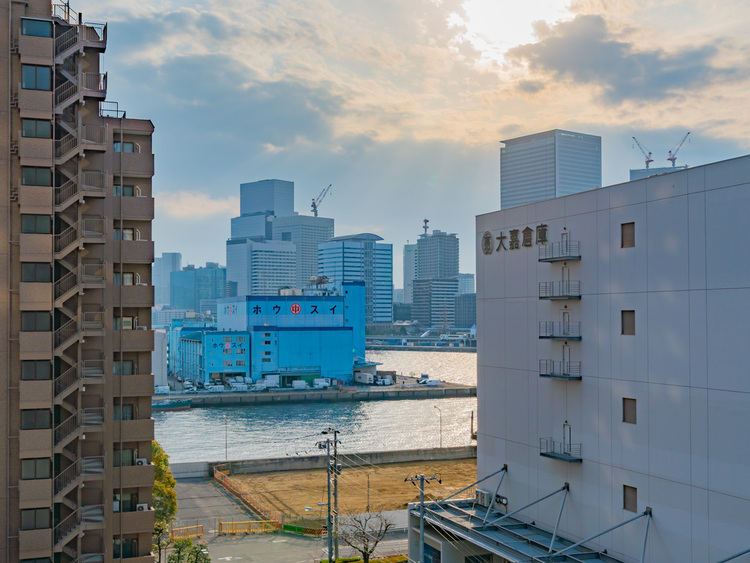 その他 眺望や窓からの景色が良いと、家で過ごす時間も快適です。