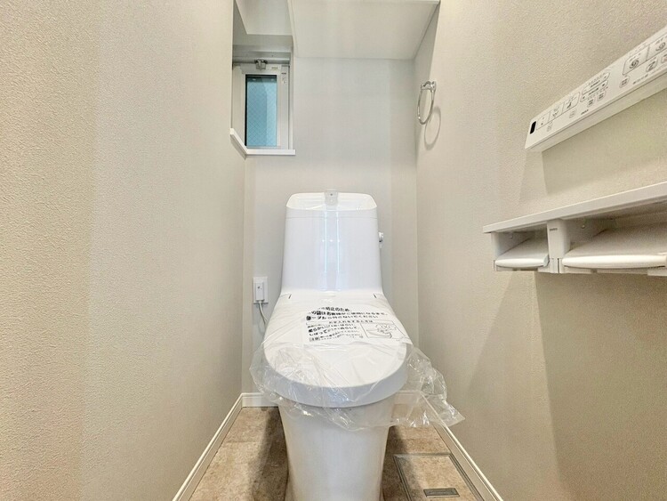 トイレ 暮らしの中のさりげないひとときの快適さにも、こだわりを、持って設備を配しております。