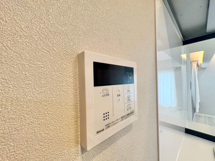 設備 見やすい画面で操作しやすい給湯パネルです。